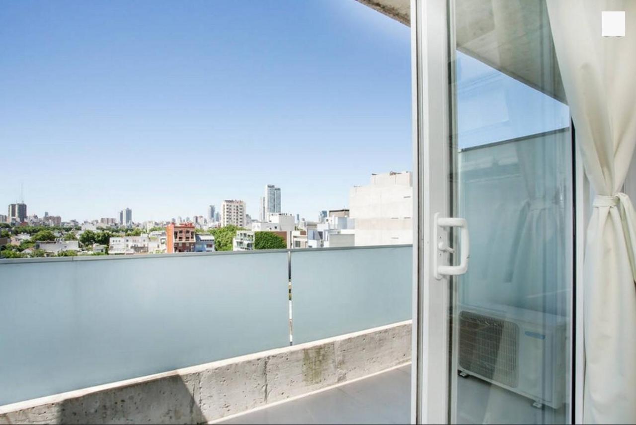 Vizion Hollywood Apartment